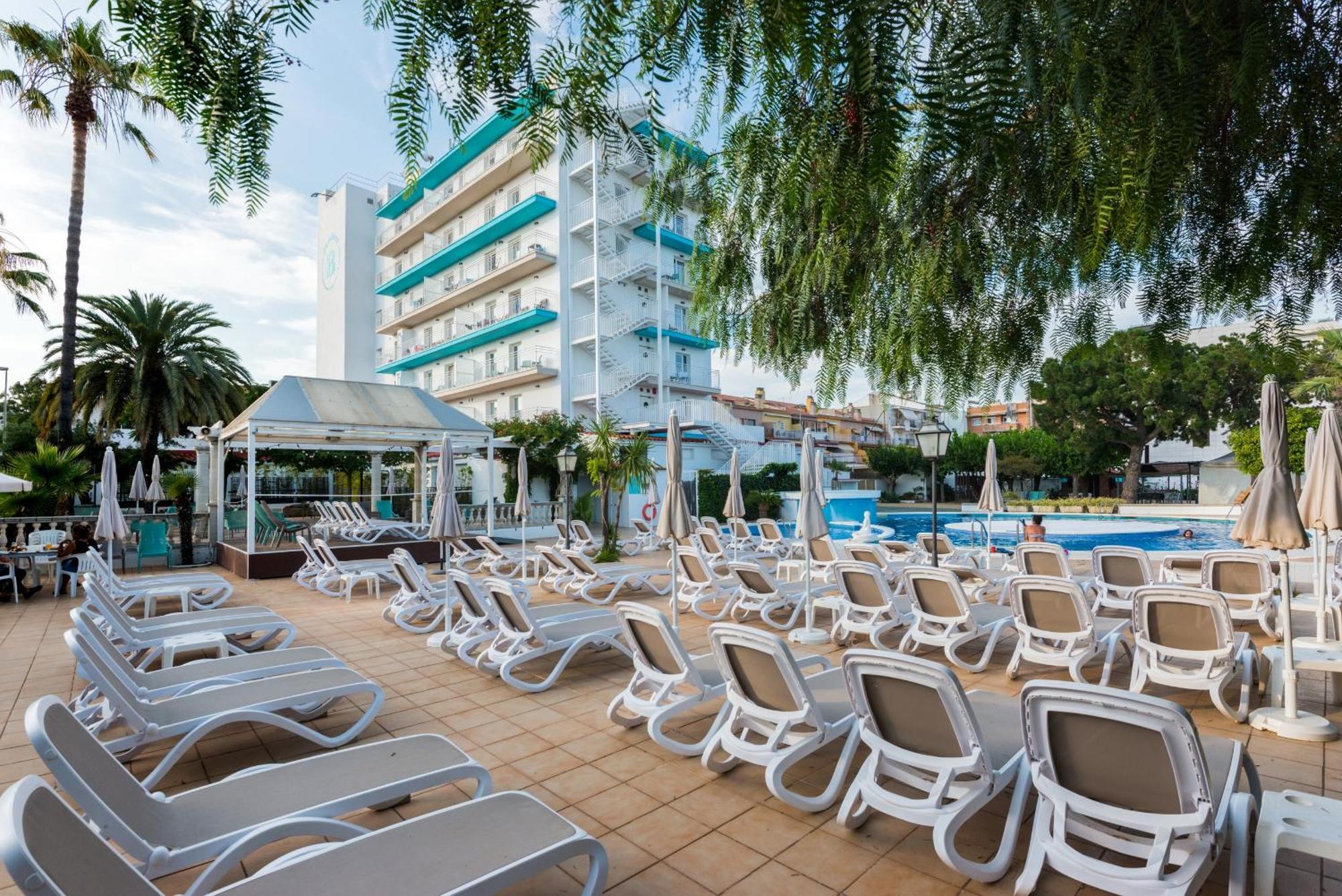 Bamblue Boutique Apartments Pineda de Mar Kültér fotó