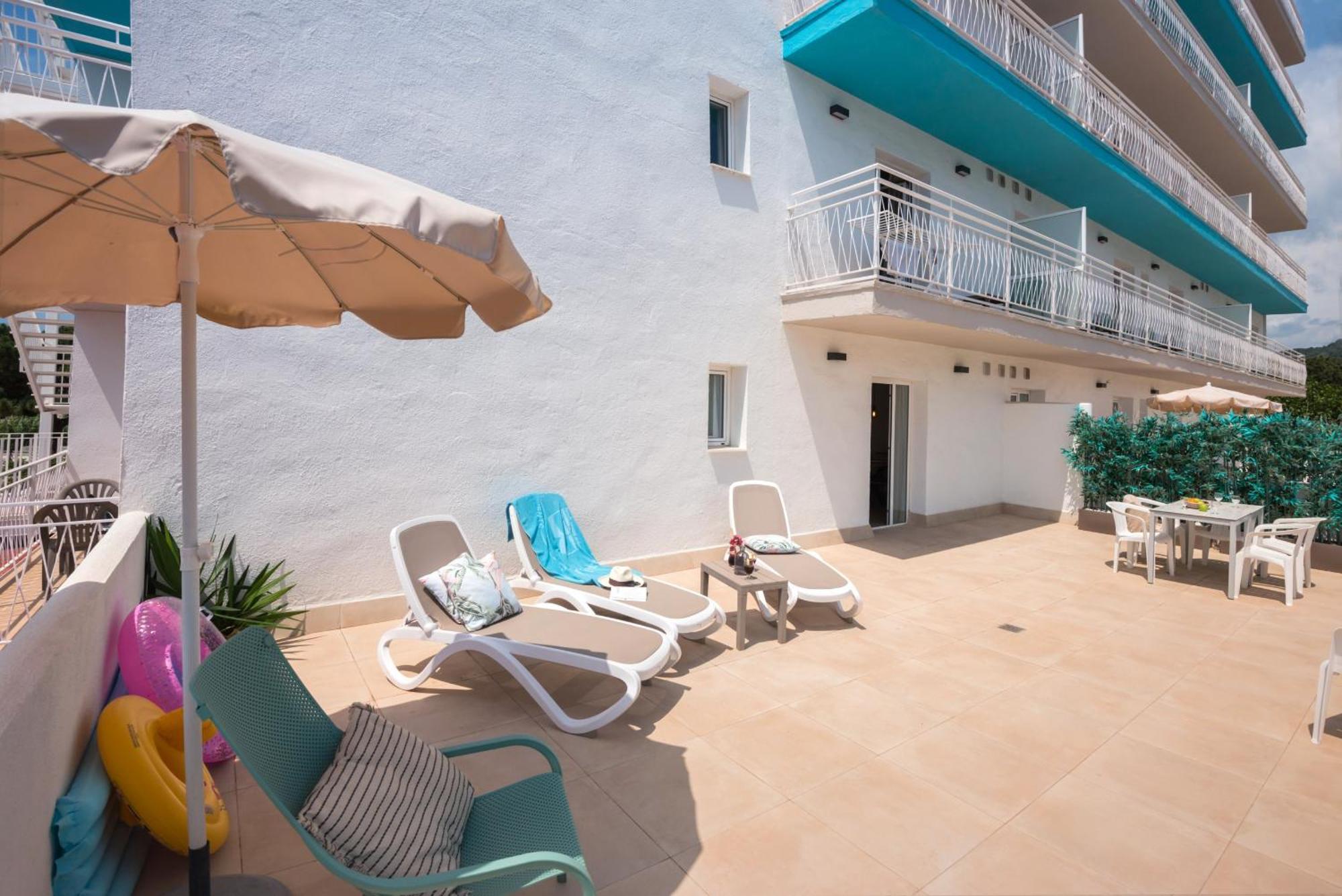 Bamblue Boutique Apartments Pineda de Mar Kültér fotó